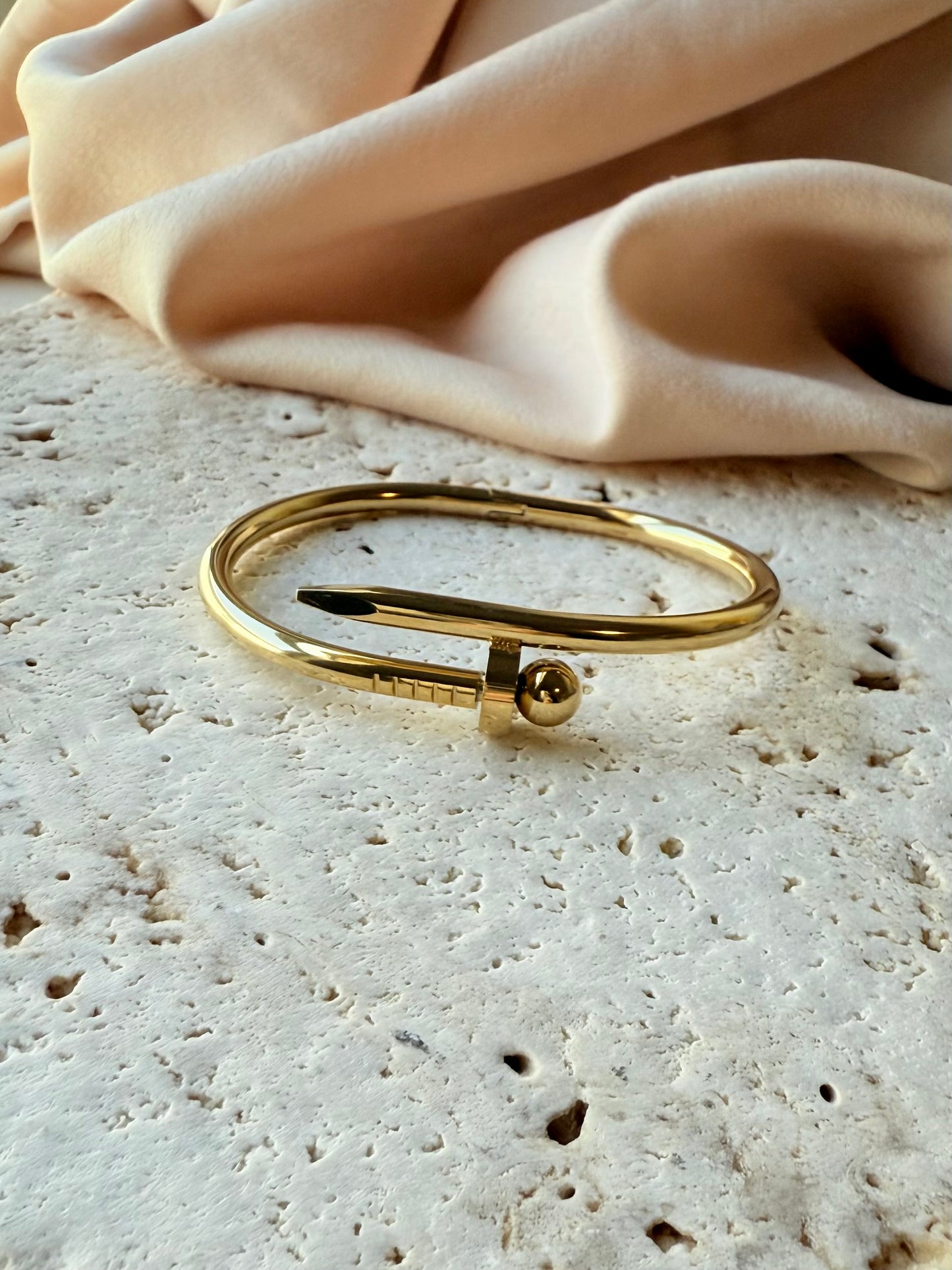 Euri bangle