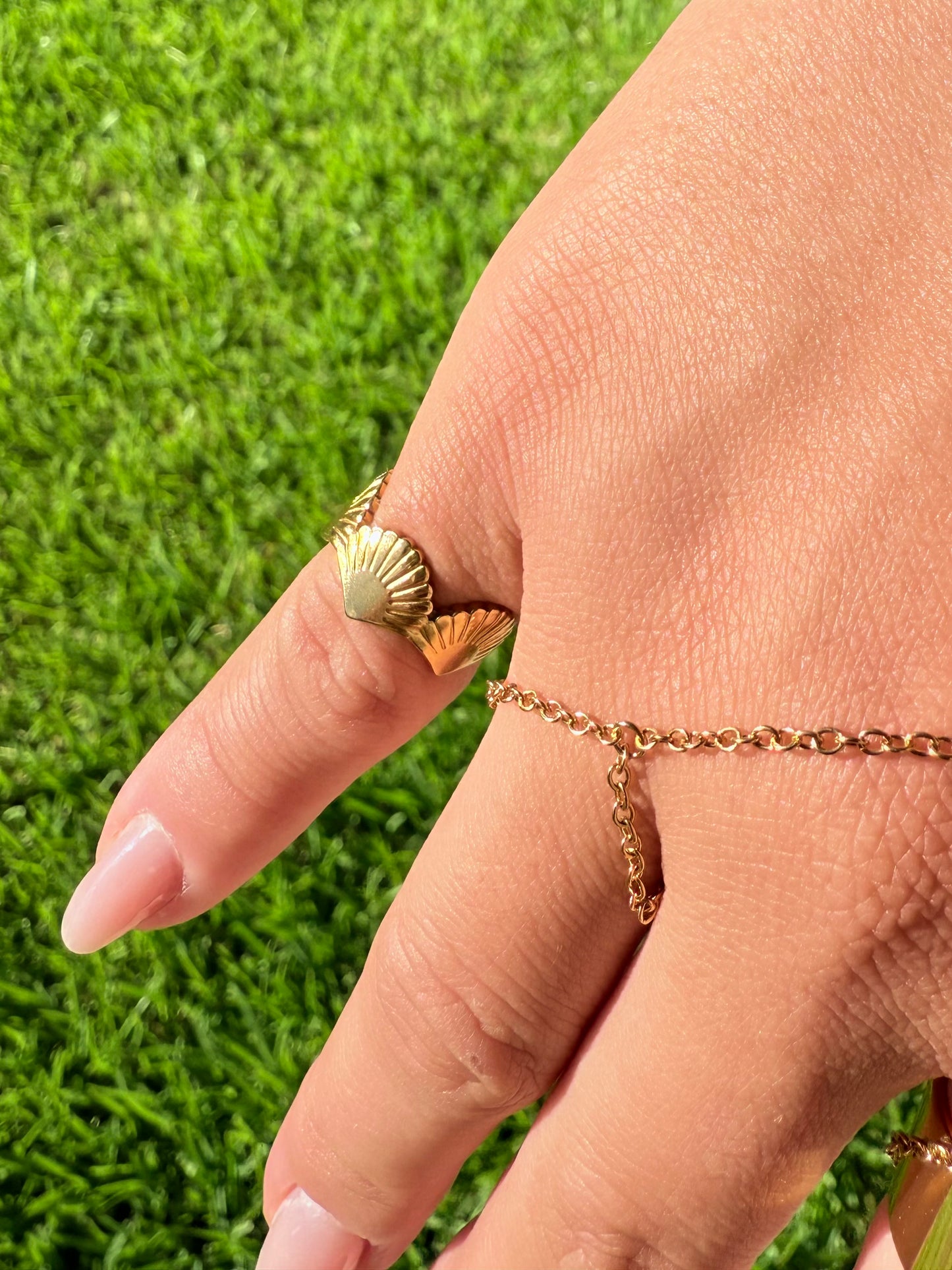 Pinky ring