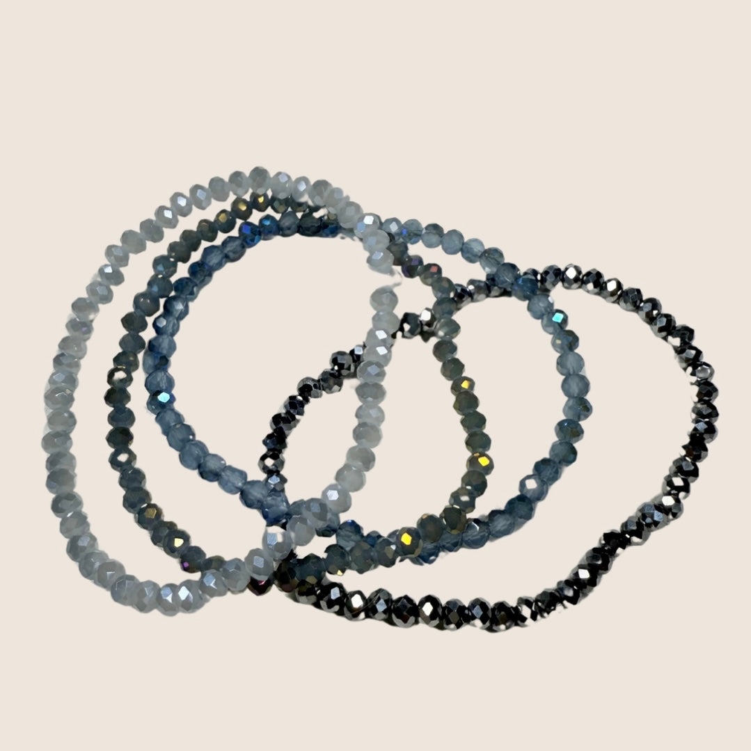 Color bead bracelet