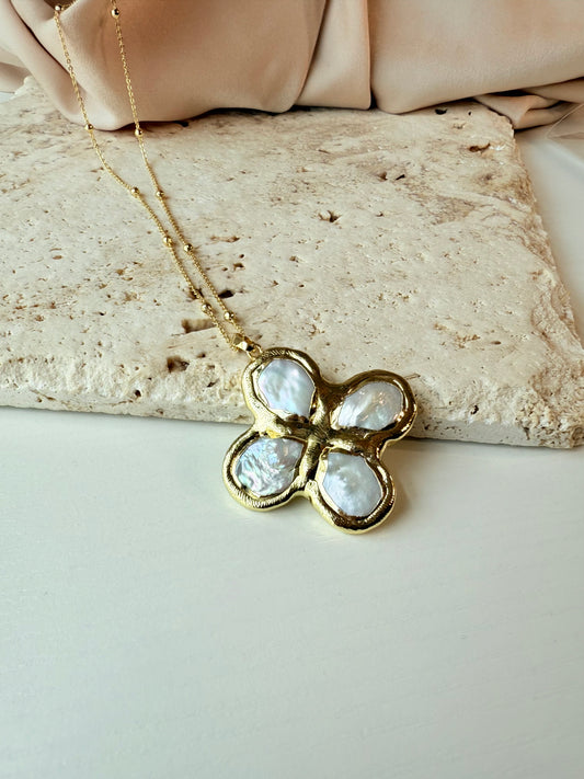 Galatea necklace