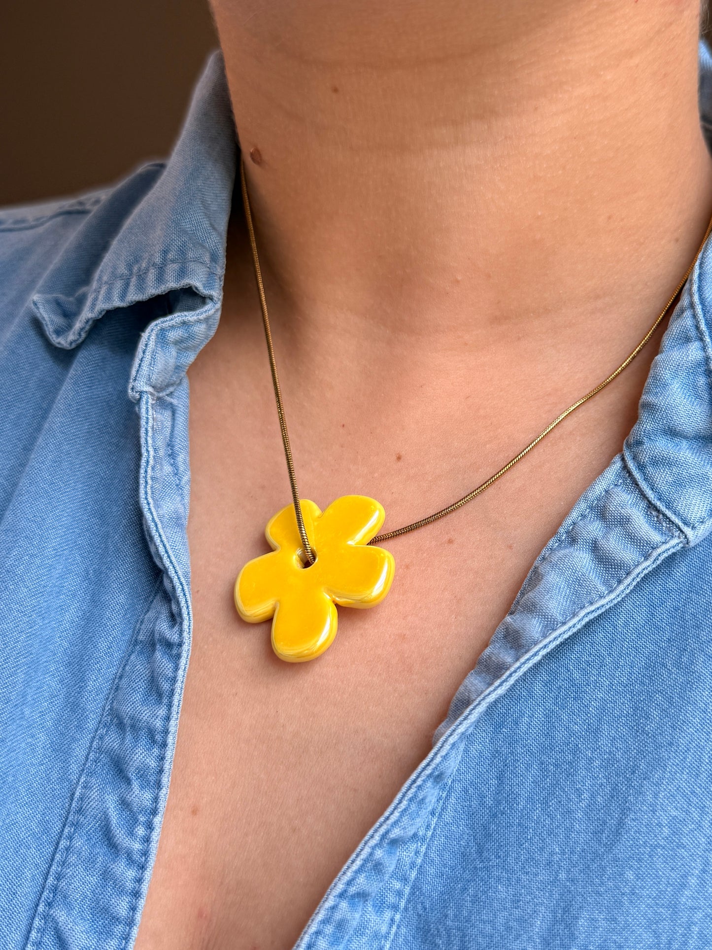 Petal pop necklace
