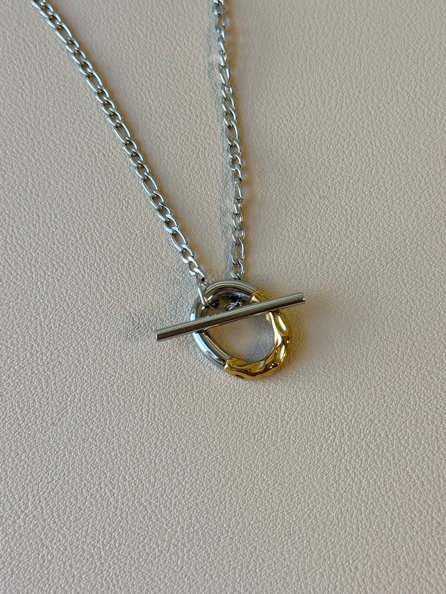 Gold/Silver circle necklace