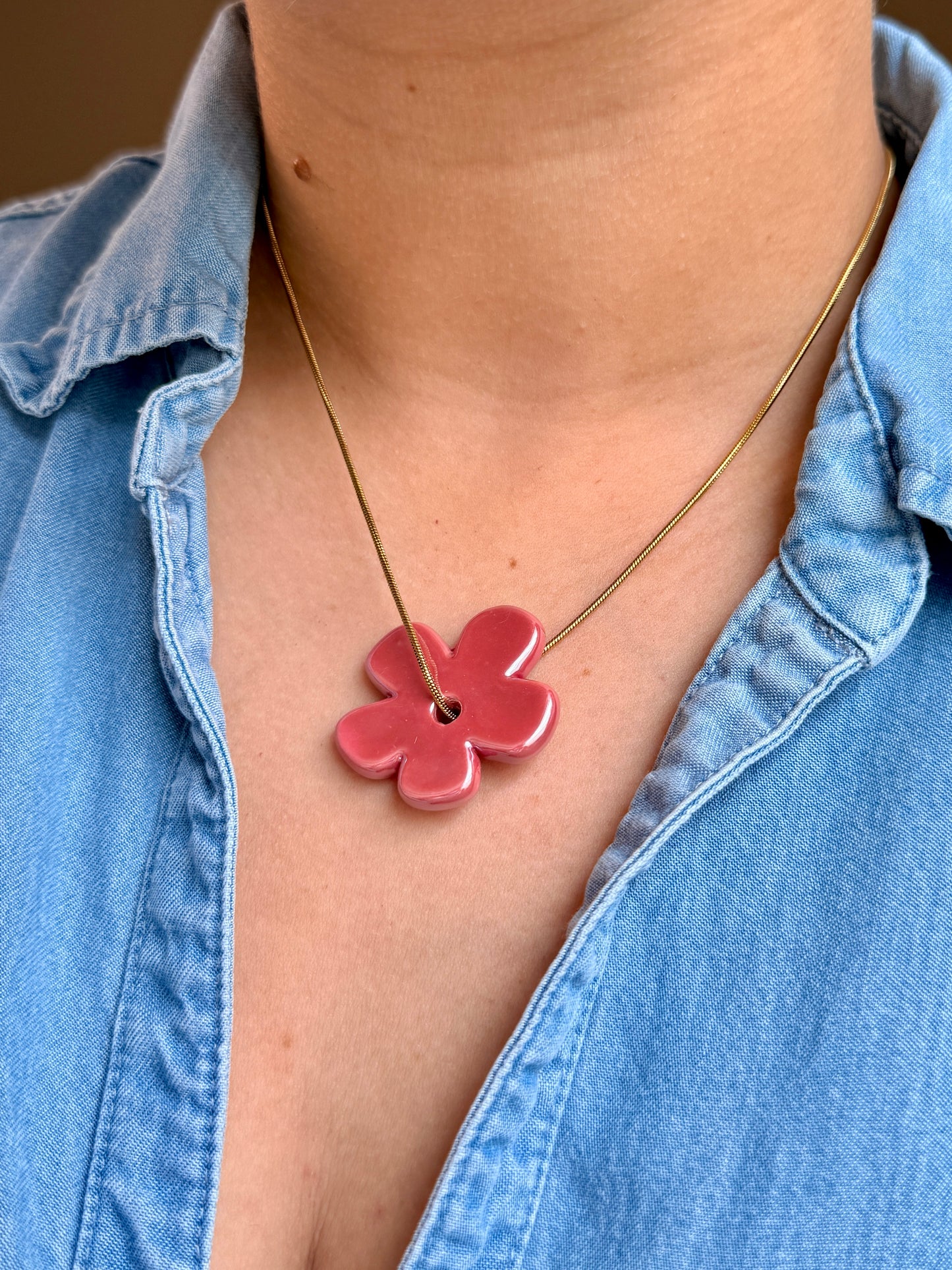 Petal pop necklace