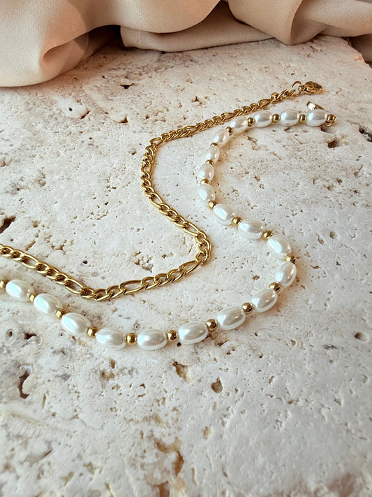 Pearls and chain anklet