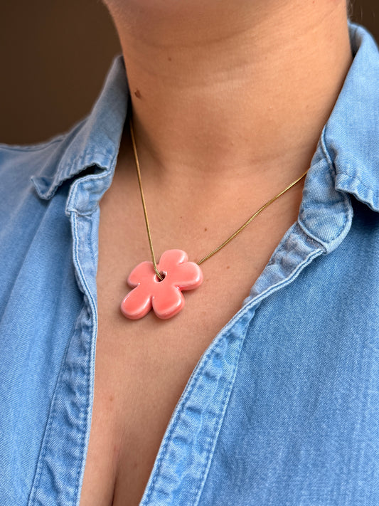 Petal pop necklace