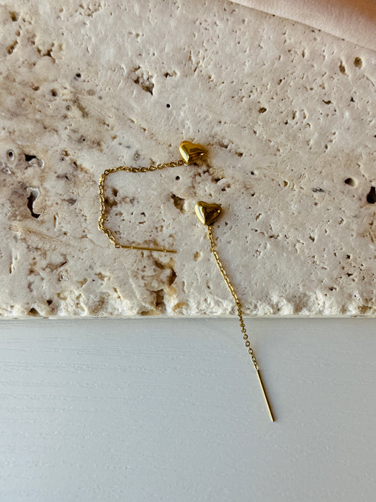 Tiny hearts earrings