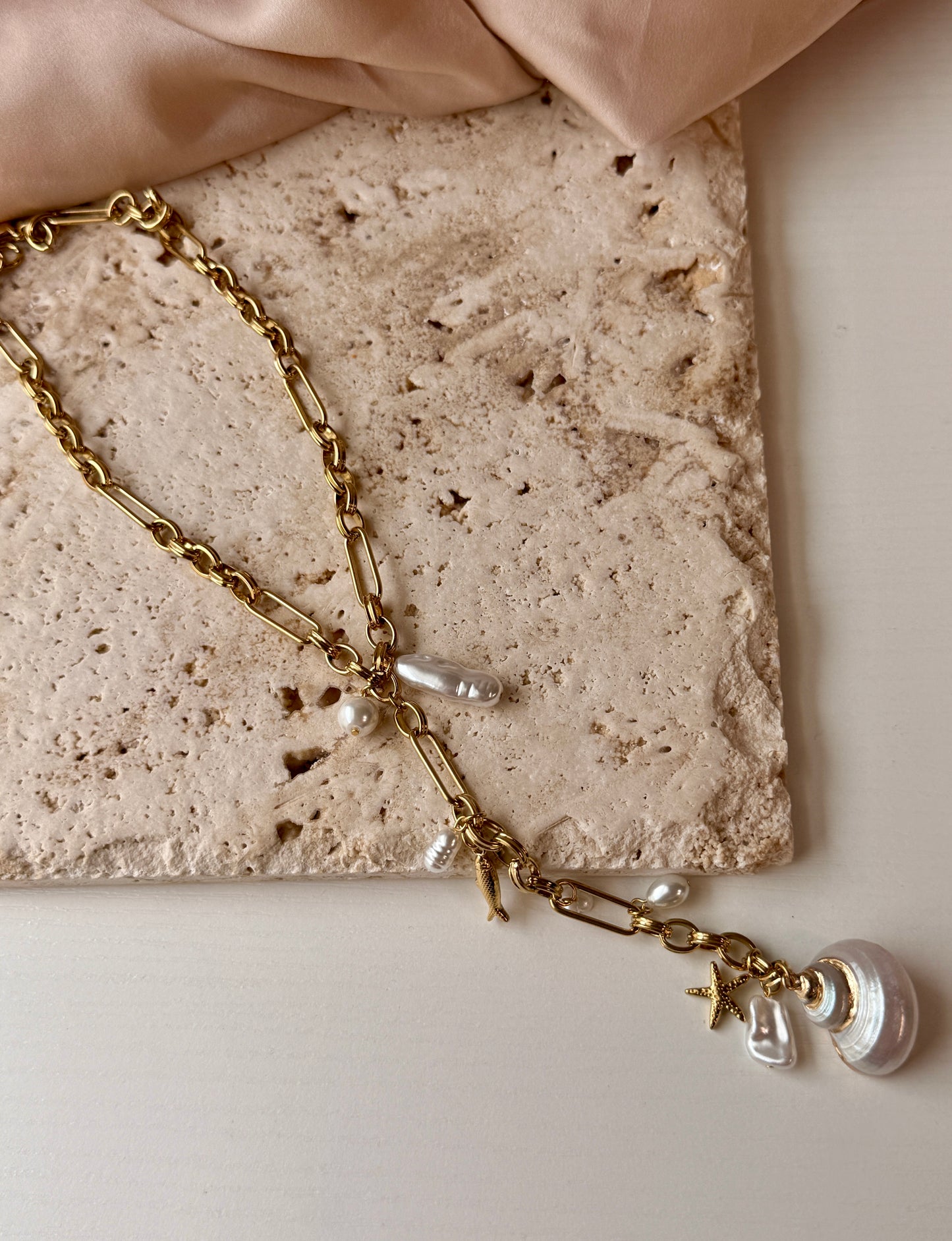 Dulce perla necklace