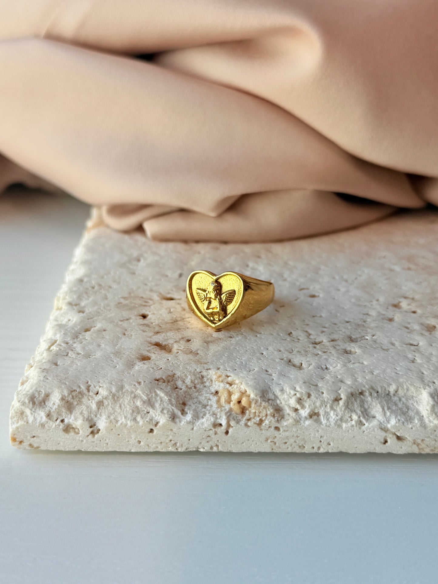 Angel ring