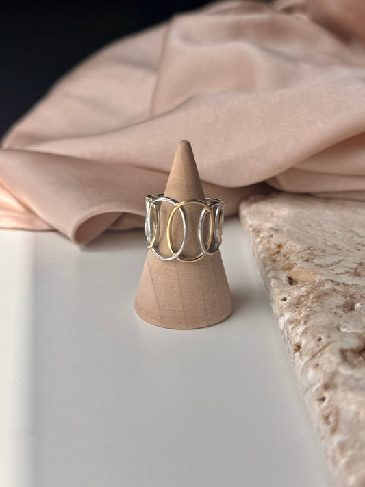 Interlace Ring | Two-tone stainless steel