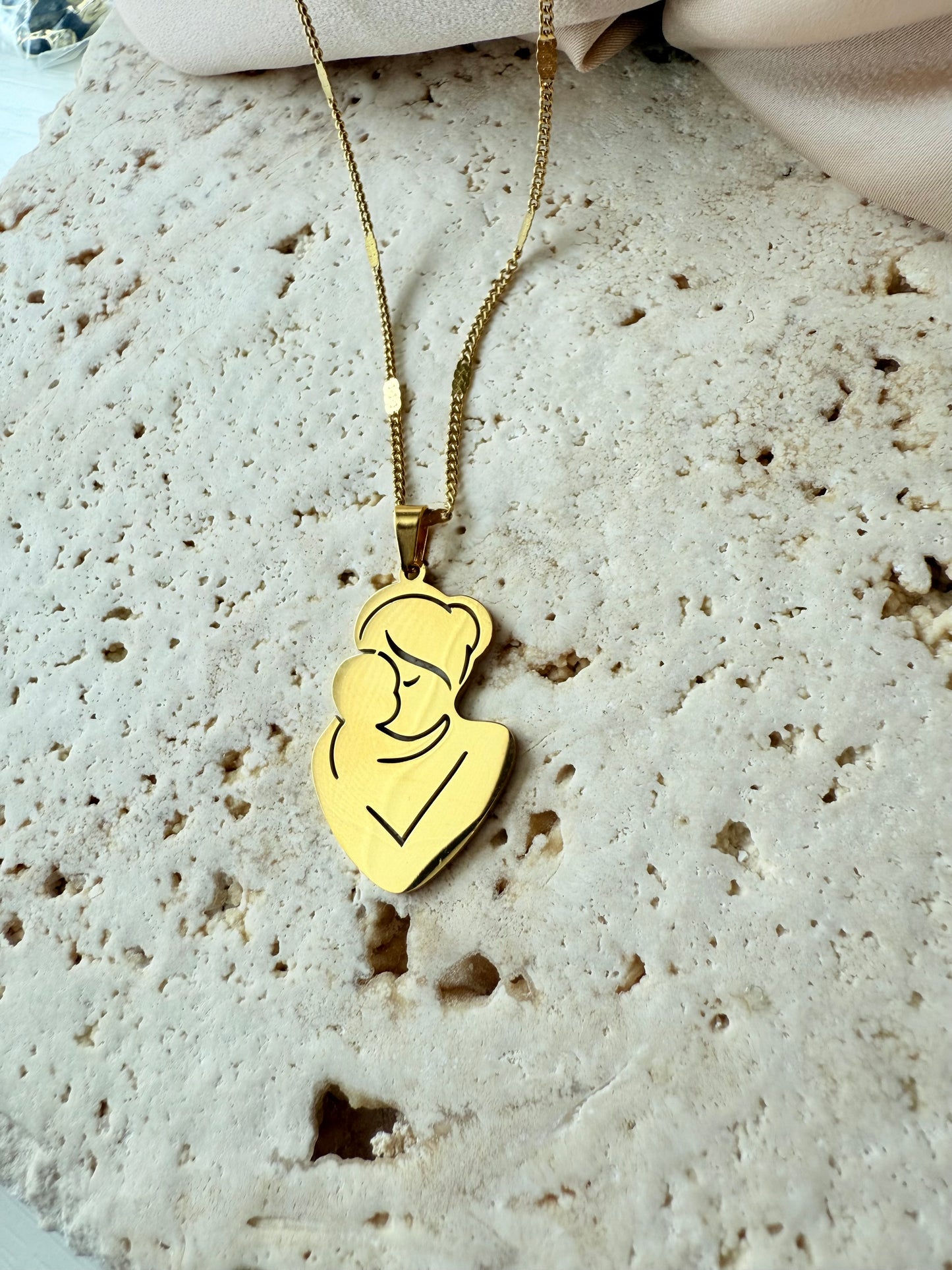 Mamá y bebé necklace