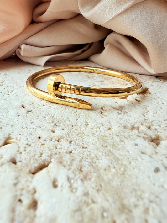 Clavo bangle