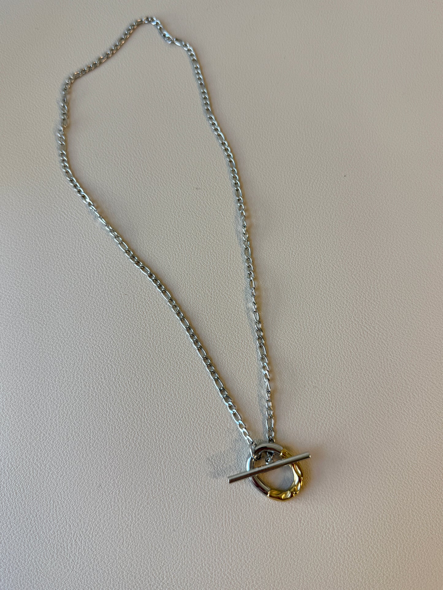 Gold/Silver circle necklace