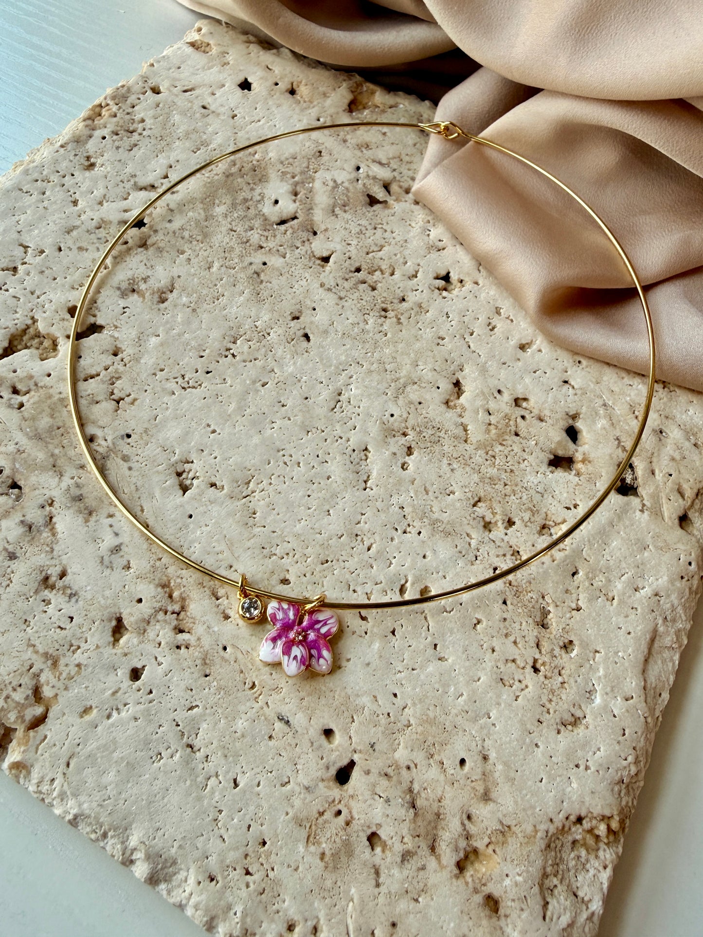 Orquidea necklace