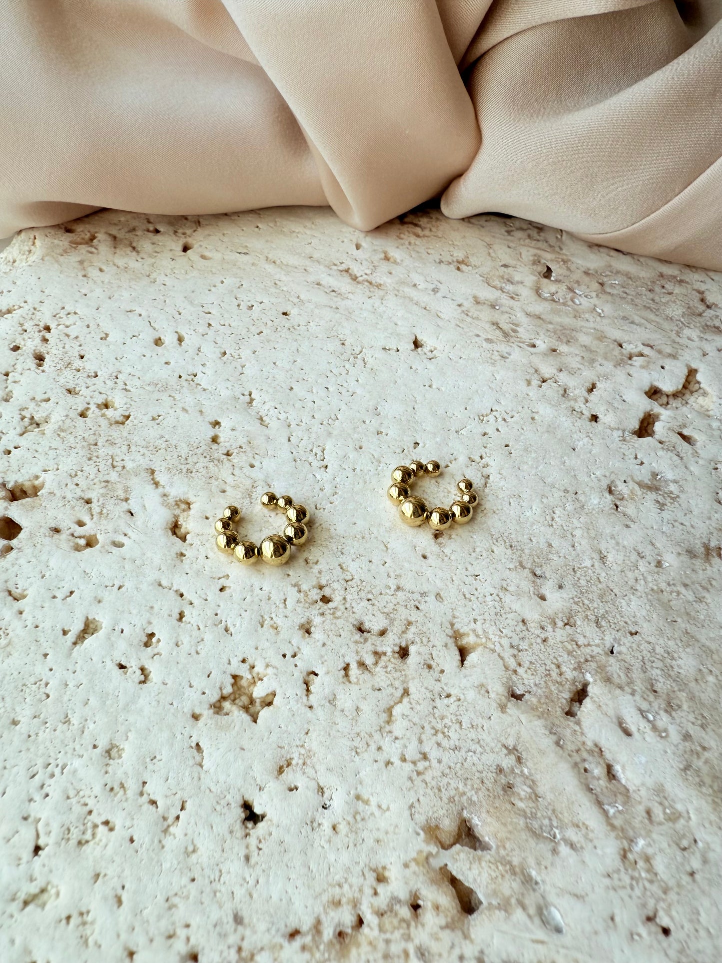 Bubbled Earcuffs
